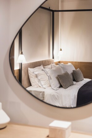 Executive Suite with Mountain View | Hypo-allergenic bedding, minibar, in-room safe, soundproofing - Revi Mountain Resort Boutique Hotel (Kalavrita)