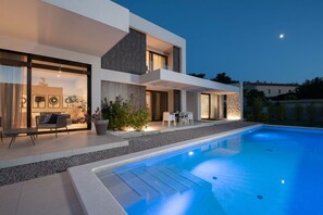A heated pool - Villa Adoral - Stylish, luxury villa with heated infinity pool (Labin)
