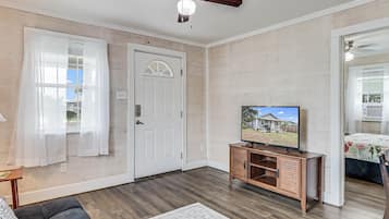 Duplex, 2 Bedrooms | Interior