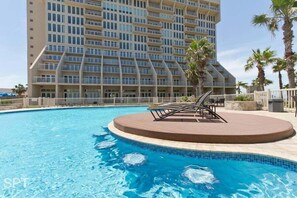 Condo, 2 quartos | Piscina | Piscina externa