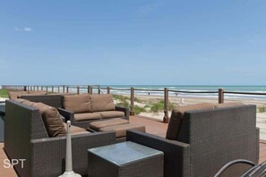 Departamento, 2 habitaciones | Playa | En la playa 