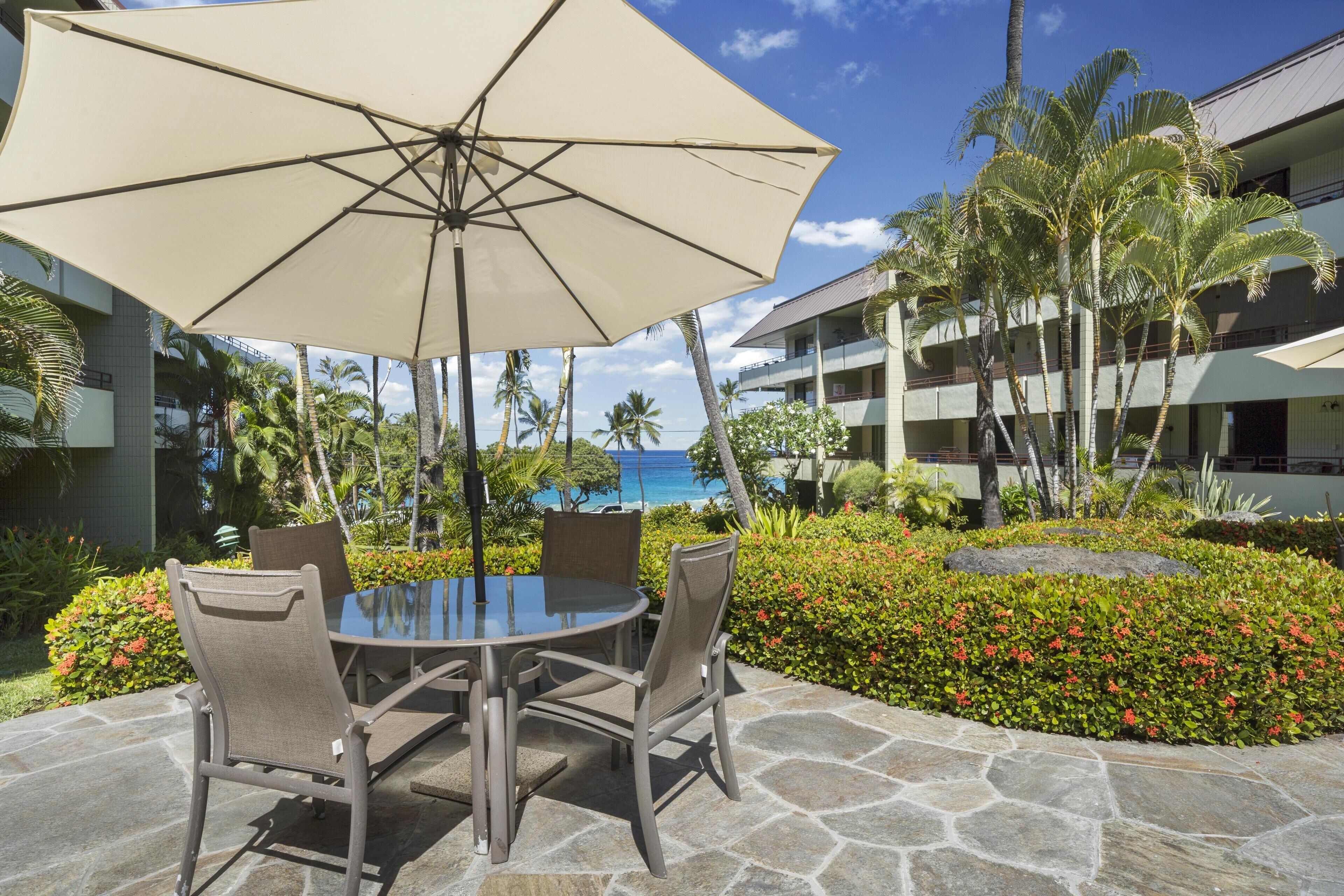 Condo, 2 Bedrooms | Outdoor dining