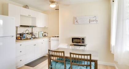 Walk to Downtown Hilo: Condo w/ Pool Access!