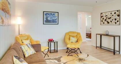 Quaint Hilo Vacation Rental w/ Community Pool!