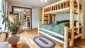 Hus (4 Bedrooms) | Innvendig