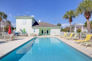 Pool - Nature's Haven- Spend Summer Here! Book Today (Orange Beach)