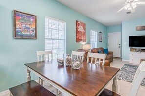 Dining - Nature's Haven- Spend Summer Here! Book Today (Orange Beach)
