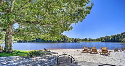 Lake & Pool Access: Spacious Home in Newland