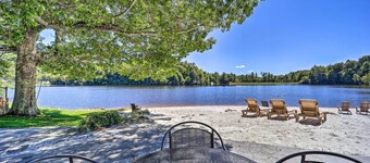 Lake & Pool Access: Spacious Home in Newland