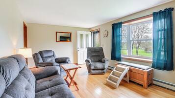 Rumah (2 Bedrooms) | Interior