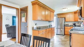 Rumah (2 Bedrooms) | Interior