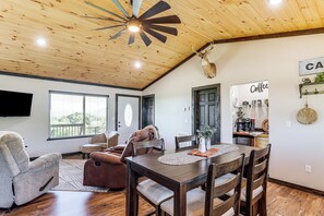 Casa (2 Bedrooms) | Interior