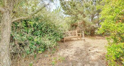 Updated Kitty Hawk Semi-oceanfront w/ Ocean Views