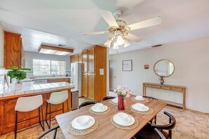 單棟房屋 (3 Bedrooms) | 內部