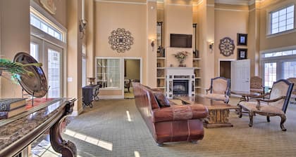 Half-mi to Grand Lake: Townhome w/ Hot Tub