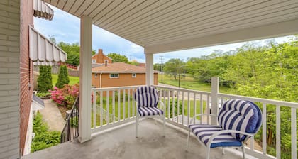 Charming West Mifflin House - 3 Mi to Kennywood!
