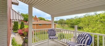 Charming West Mifflin House - 3 Mi to Kennywood!