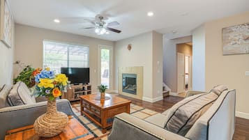 House (4 Bedrooms) | Living area | TV, fireplace