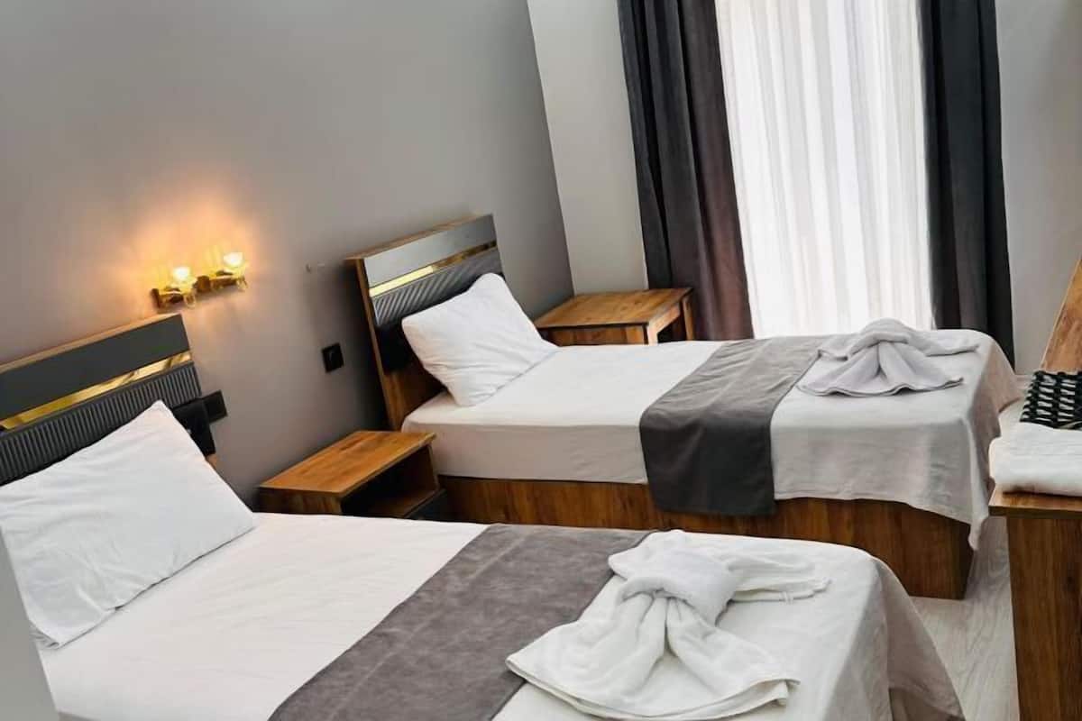 1 bedroom, laptop workspace, free WiFi
