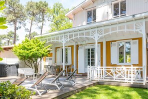 Terrace/patio - Villa Louisiane Piscine Boulodrome Pyla (La Teste-de-Buch)