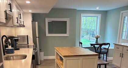 The Sweet Suite - just minutes from MHT and 93