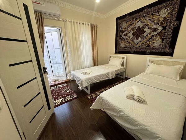 Basic-rum | 1 sovrum, arbetsyta för laptop, strykjärn/strykbräda och gratis wi-fi