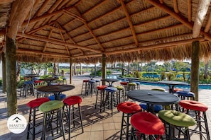 Outdoor dining - Last Minute Disney Getaway! Private Pool & Themed Bedrooms. Book Now! #103953 (Orlando)