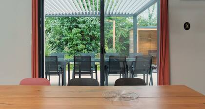 House for 12 people Classified 3 stars at the Gîte de France near Lyon
