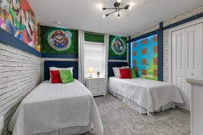 5 bedrooms, iron/ironing board, WiFi, bed sheets - Last Minute Disney Getaway! Private Pool & Themed Bedrooms. Book Now! #111841 (Orlando)