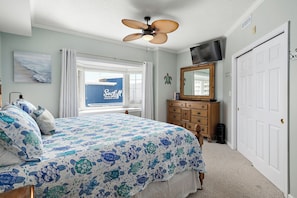 3 bedrooms, iron/ironing board, travel crib, WiFi