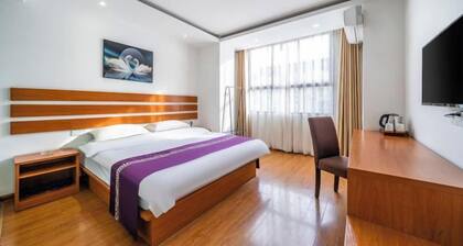 Pinshang Holiday Hotel