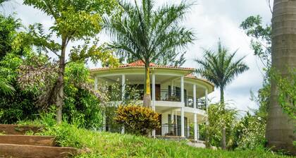 Nile Retreat - Luxury Villa in Jinja