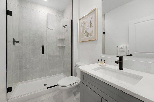 7b-bed-bath1r