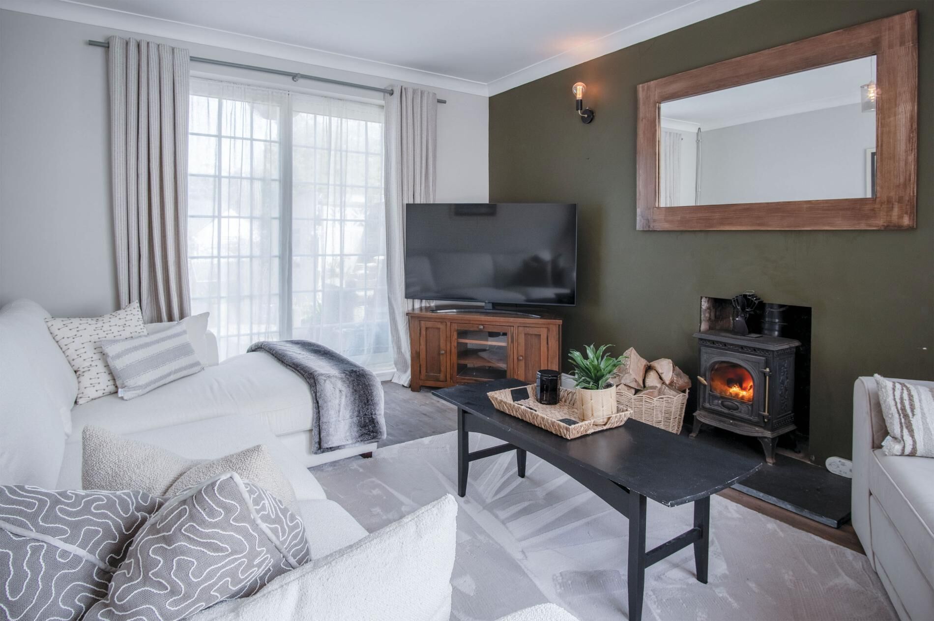 TV connectée, cheminée