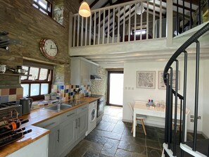 Kühlschrank, Mikrowelle, Ofen, Toaster