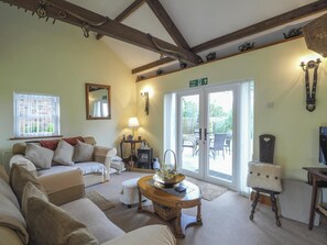 TV - Nyth y Wennol, Aberaeron (Llanarth)