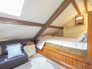 2 quartos, escrivaninha, Wi-Fi de cortesia, roupa de cama