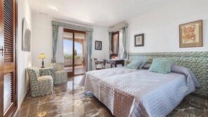 5 bedrooms, iron/ironing board, bed sheets - Villa Vista Bahia with Sea Views by Vida Villas (Pollença)