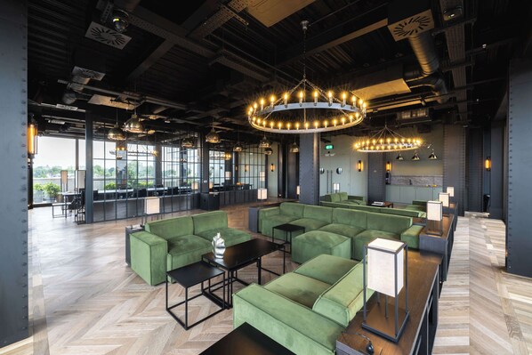 Interior - Perfect City Break - Studio with Cinema and Gym (London)