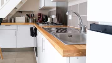 Réfrigérateur, micro-ondes, four, lave-vaisselle