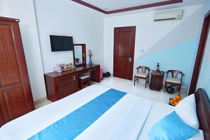 Deluxe tweepersoonskamer, uitzicht op de stad | Uitzicht vanuit de kamer