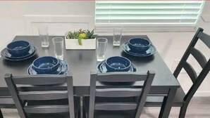 Dining - #13 Clearwater airport home (Clearwater)