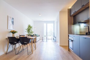 In-room dining - Adler Apartments Sasbachwalden (Sasbachwalden)