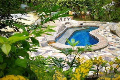 Yangchun Chundu Hot Spring Resort