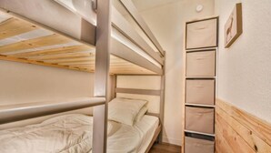 Room - 1st floor, balcony, tv, ski locker, 25m², Les Gets (Les Gets)