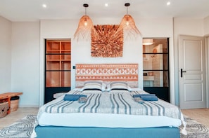 4 bedrooms, iron/ironing board, travel crib, free WiFi