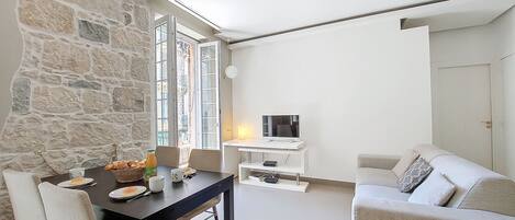 Fernseher