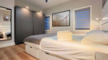 1 chambre, bureau, fer et planche à repasser, accès au Wi-Fi (inclus)