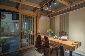 Unclassified image, 3 of 79, button - Lijiang Shechen Inn (Lijiang)