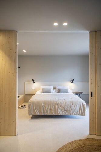 STANDARD DOUBLE  BED APARTMENT 